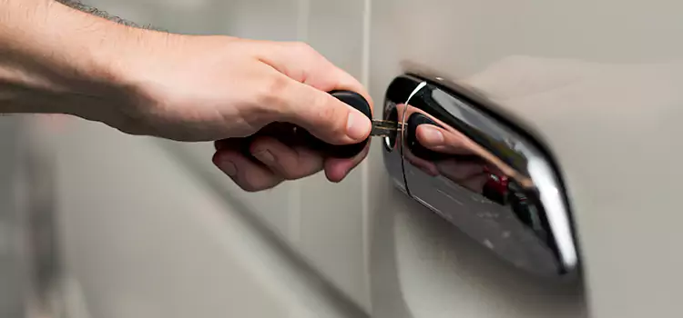 Why Choose Our Auto Locksmith Team in Benbrook, TX?